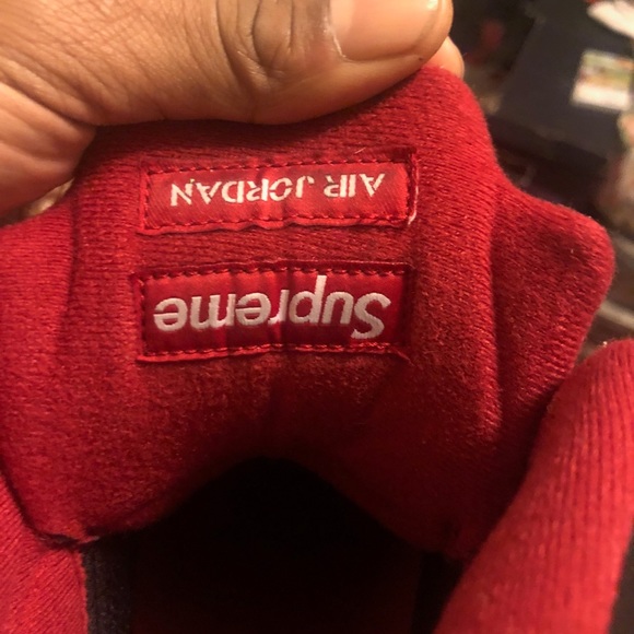 Retro 5s Supreme Black Size 10.5 - Picture 3 of 8